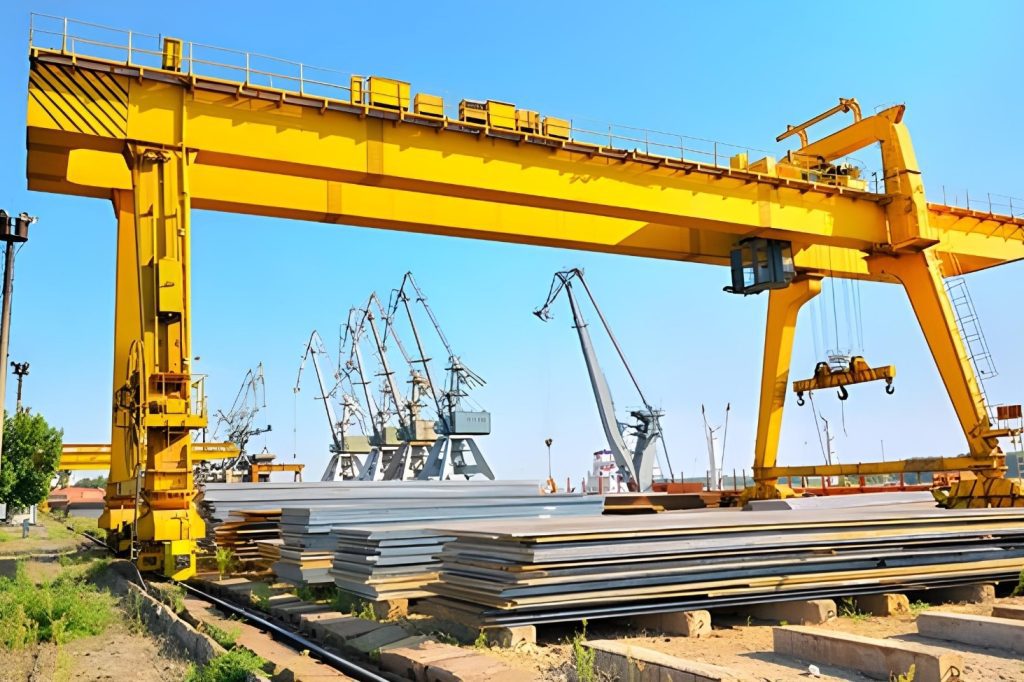 How to Choose the Right Gantry Crane for Your Business in Maharashtra